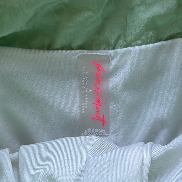 FP Movement The Way Home Shorts Small Light Green High Rise 2" Smocked Waist - Picture 2 of 4